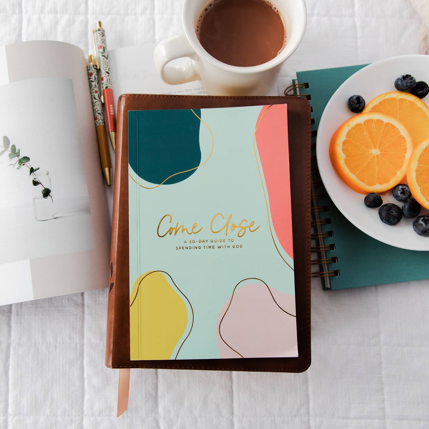 Come Close: A 30-Day Guide To Spending Time with God